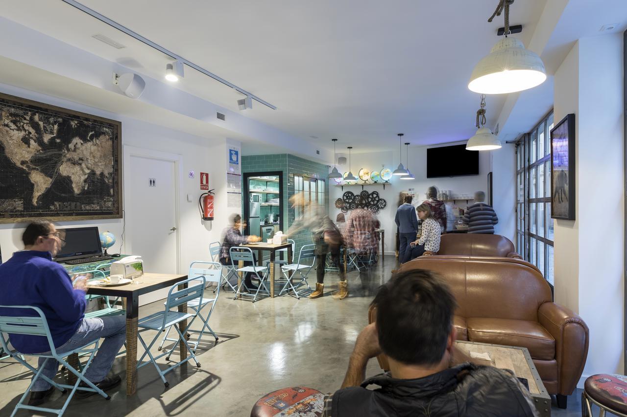 Winederful Hostel & Cafe Logroño Zewnętrze zdjęcie